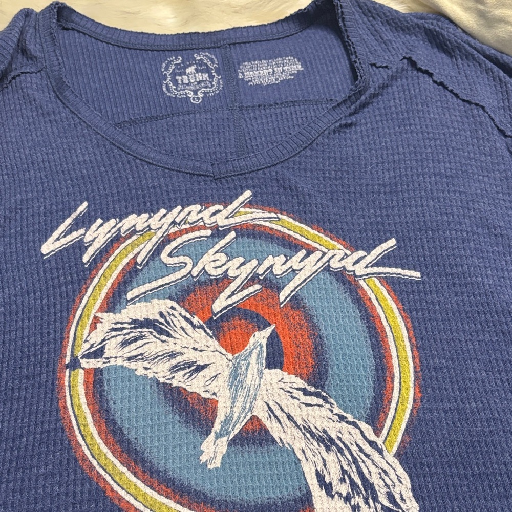 Trunk LTD- 
  Long sleeve Leonard Skinner Vintage oversized Top 
Size Large